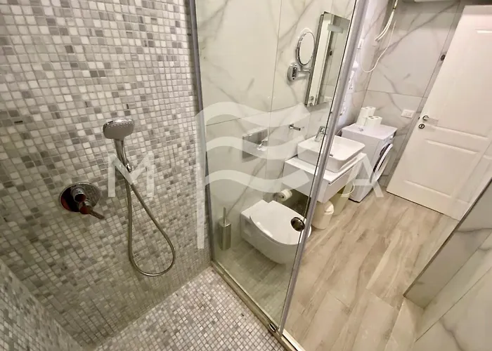 Adriatic Pearl A03 Апартаменты Голем